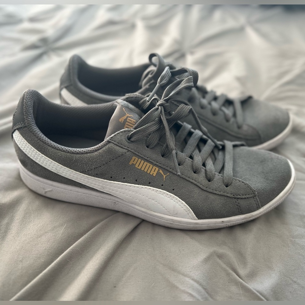 Puma Sneakers